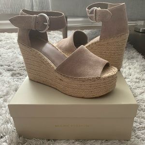 ✨ Marc Fisher Adalyn Espadrille Wedges ✨